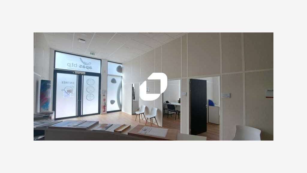 A louer Bureaux 300m² Bobigny