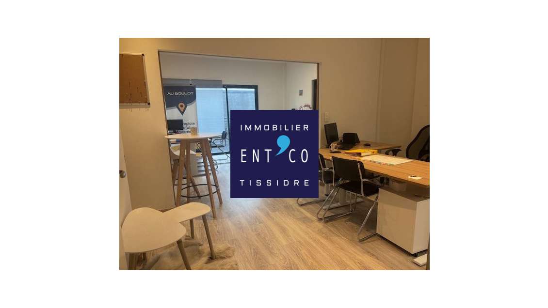 A louer superbe bureaux 42m² avec terrasse à Boé