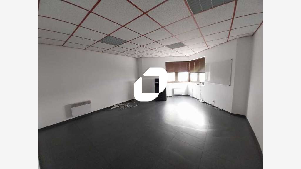 A louer Bureaux 100m² Boissy l'aillerie