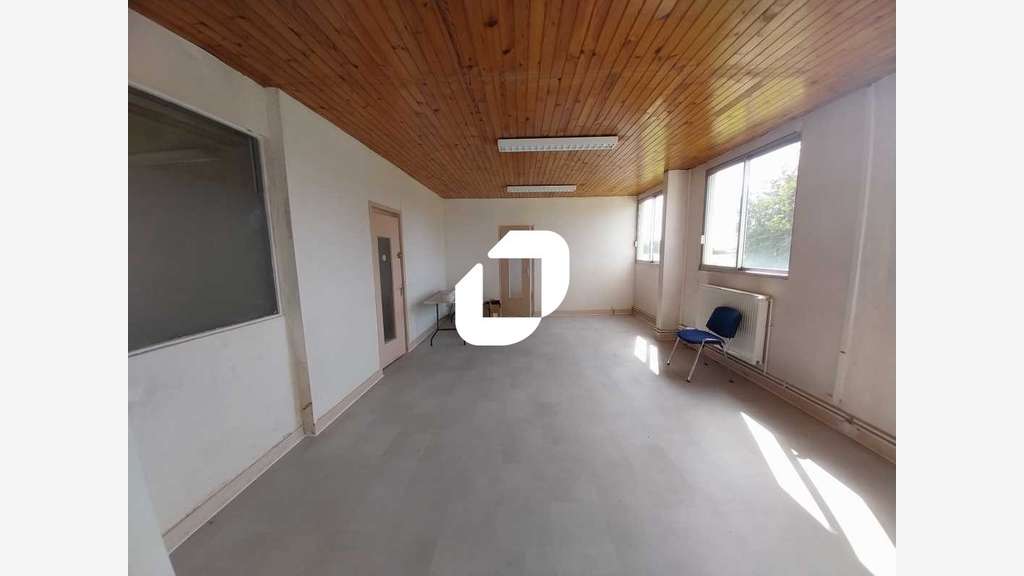 A louer Bureaux 170m² Boissy l'aillerie