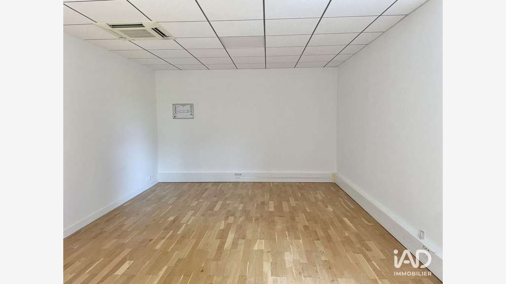 A louer bureau 40m² ZA recherchée à Bondoufle