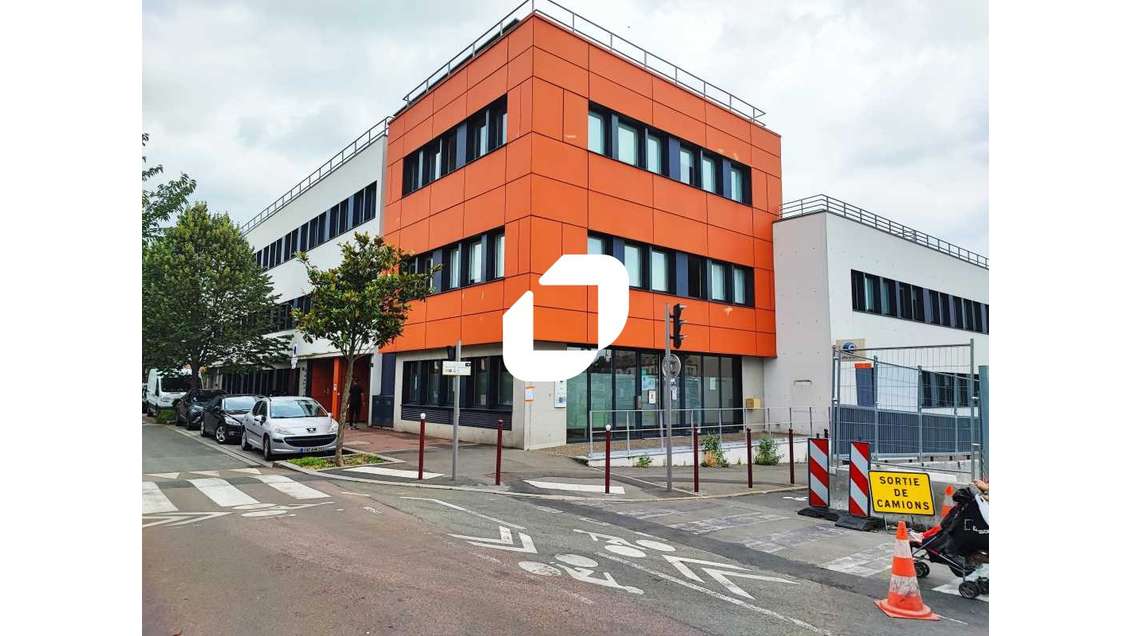A louer Bureaux 353m² Bondy