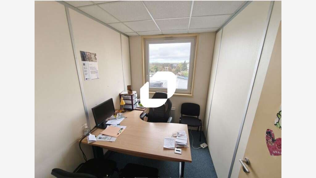 A louer Bureaux 110m² Bondy
