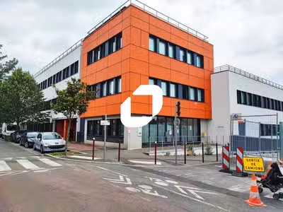A louer Bureaux 353m² Bondy