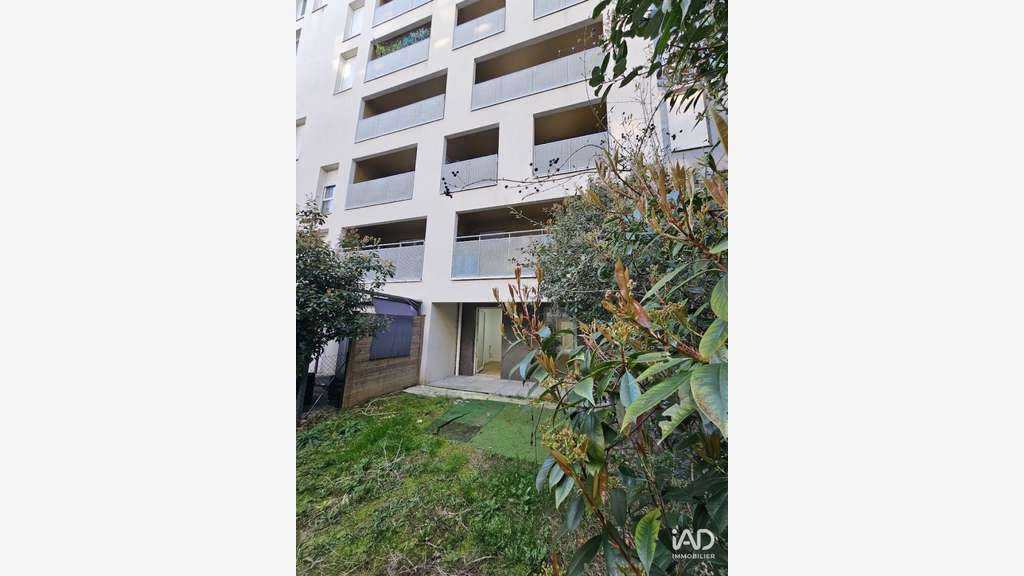A louer bureau 9m² avec jardin Bonneuil-sur-Marne