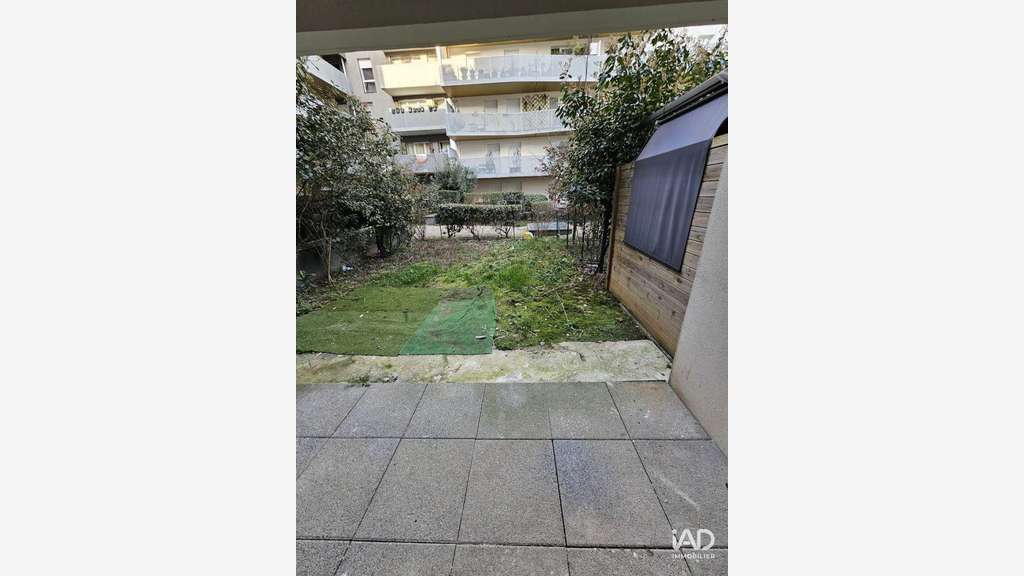 A louer bureau 9m² avec jardin Bonneuil-sur-Marne