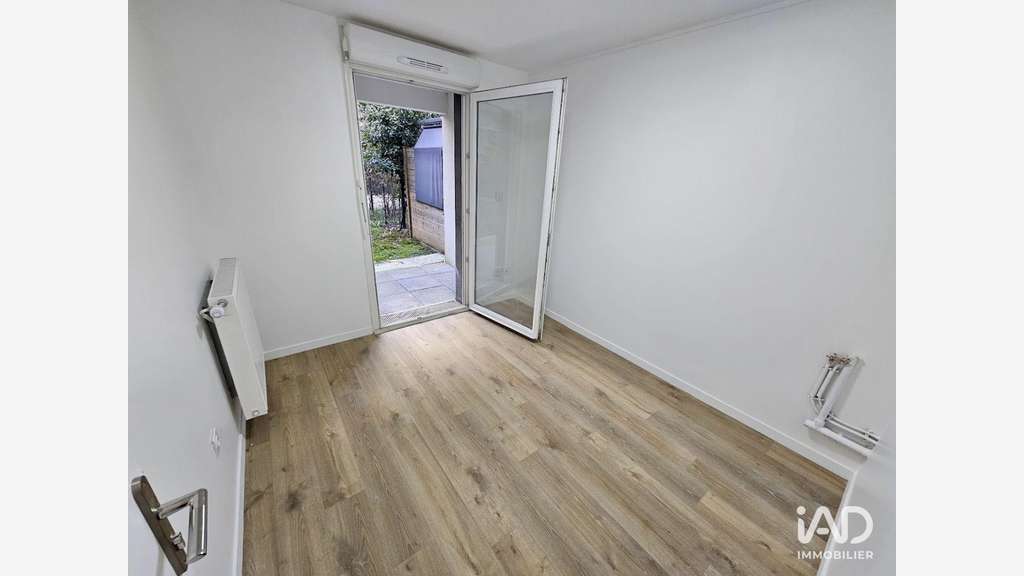A louer bureau 9m² avec jardin Bonneuil-sur-Marne