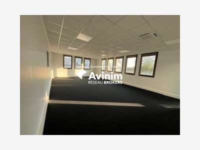 Immobilier pro 211m² à louer à Bonneuil sur Marne