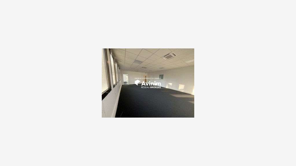 Immobilier pro 211m² à louer à Bonneuil sur Marne