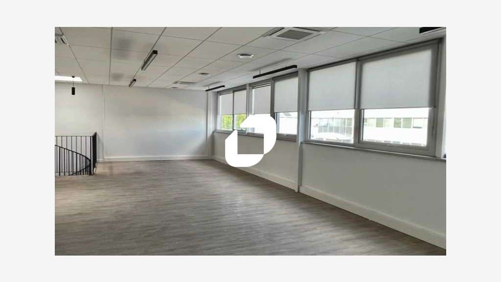 A louer Bureaux 898m² Bonneuil sur marne