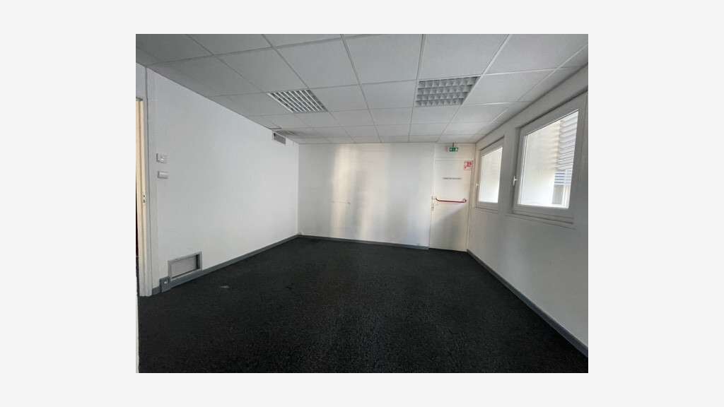 Location bureaux 77m² 13008 MARSEILLE