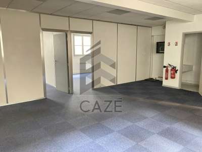 Bureau 75m² R+1 à louer dans le Triangle Bordelais