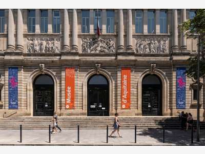 Bureaux 65m² à louer à Bordeaux Musée d'Aquitaine