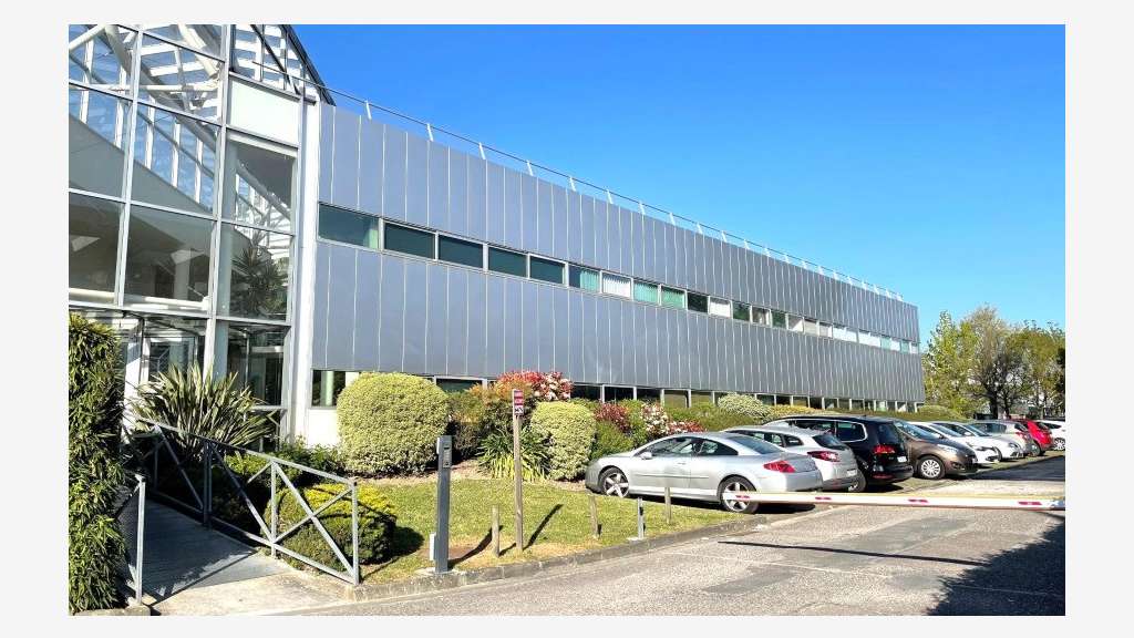 Bureaux 1135m² à louer Bordeaux Lac