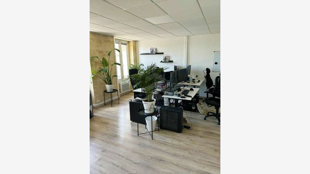 Bureaux de 92m² à louer à Bordeaux centre