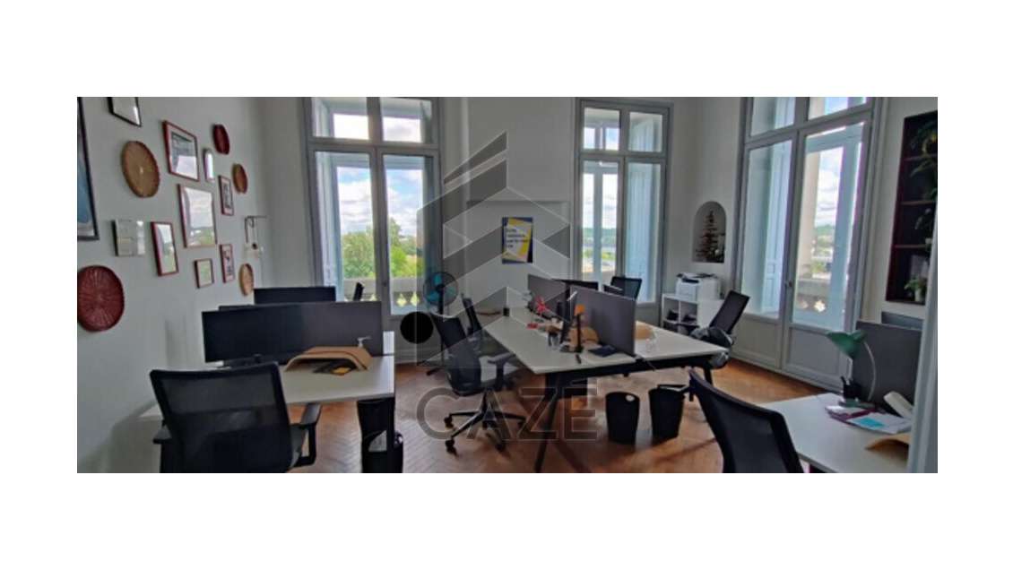 A louer bureaux 95m² R+3 Bordeaux proche gare