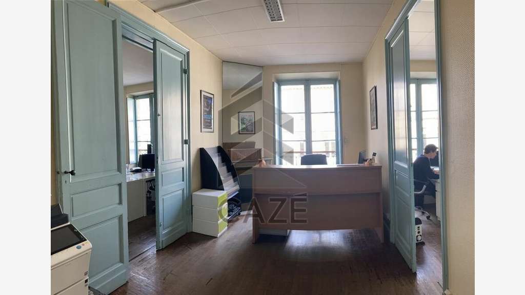 Bureaux 107m² à la location Bordeaux Triangle d'Or