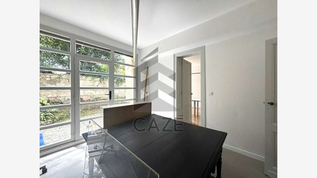 Bureaux 80m² en RDC à louer à Bordeaux