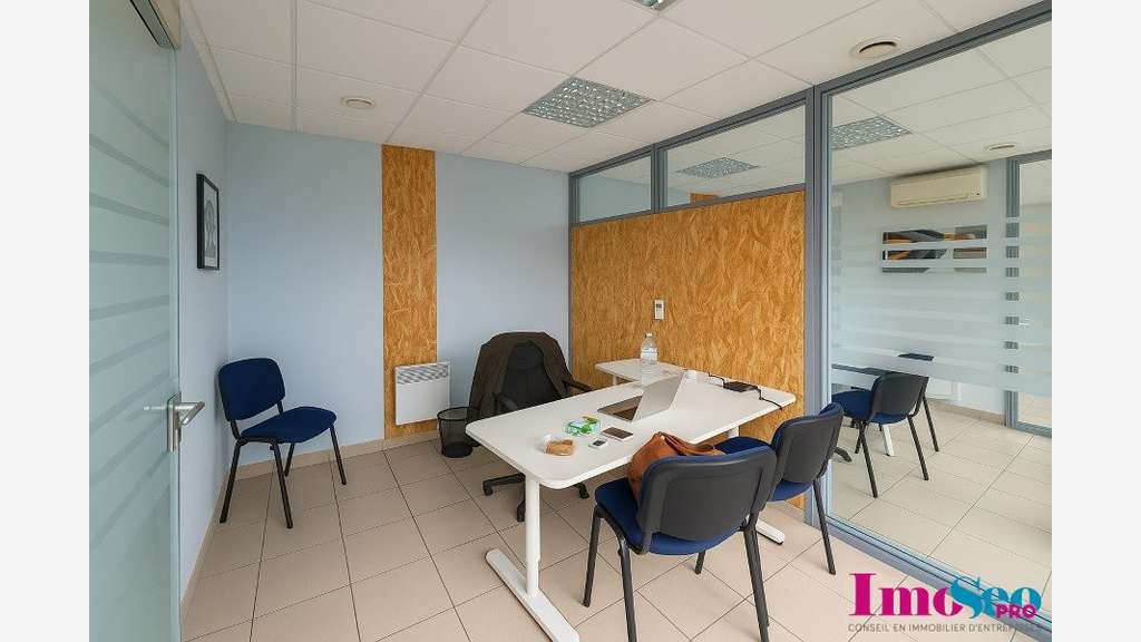 Bureaux 60m² à louer à Bordeaux Caudéran