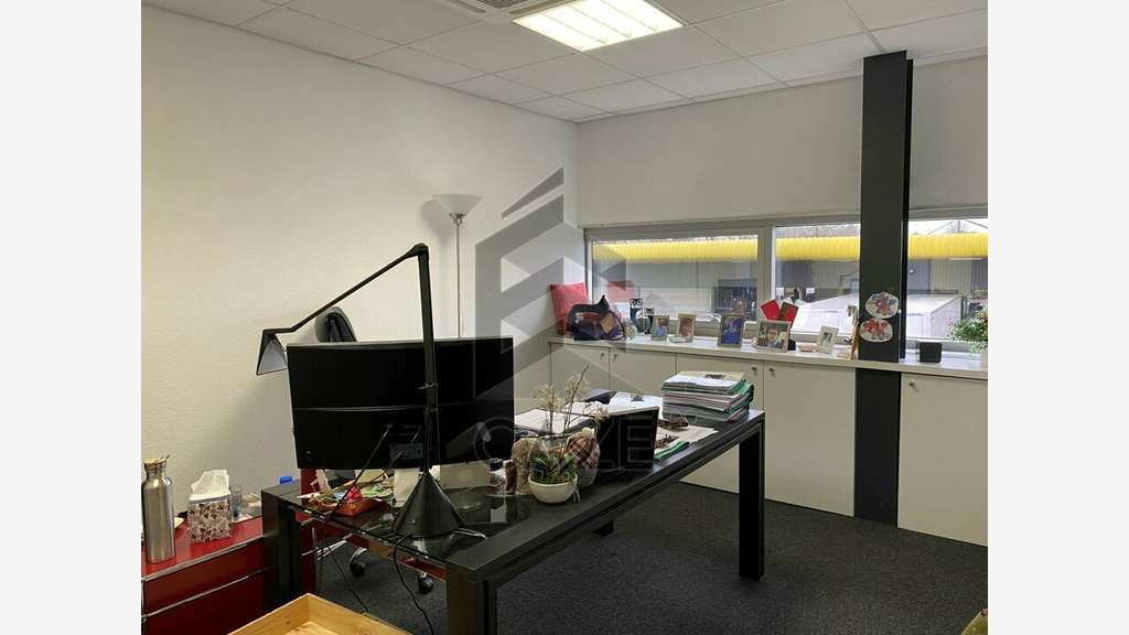 Bureaux 109m² à louer en ZFU à Lormont