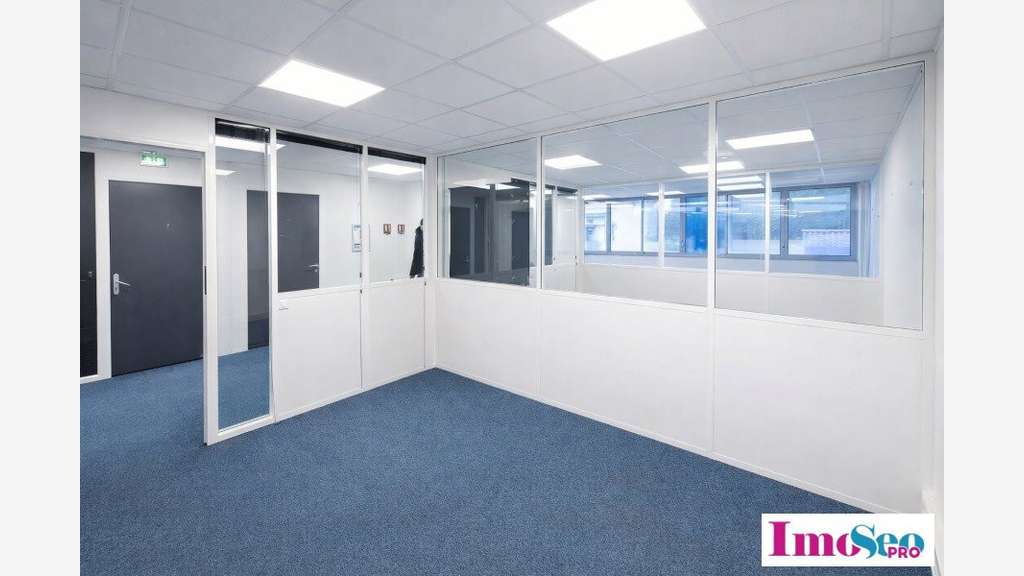 A louer bureaux 70m² à Bordeaux accès tram à 5min