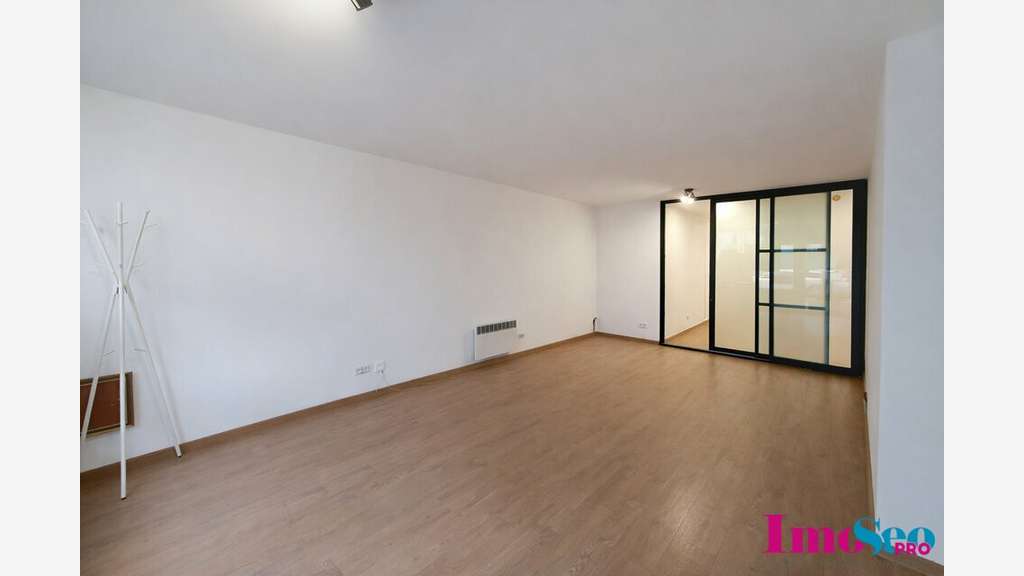 Bureaux 60m² RDC à louer proche du Parc Bordelais