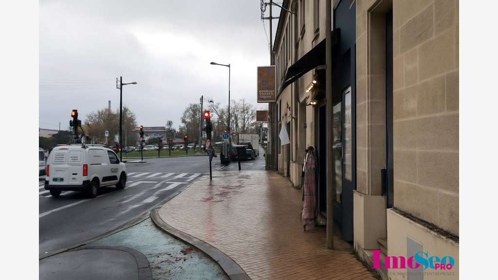 Bureaux 60m² à louer axe très passant à Bordeaux