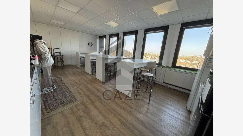 Bureaux de 640m² à louer Bordeaux boulevard Wilson