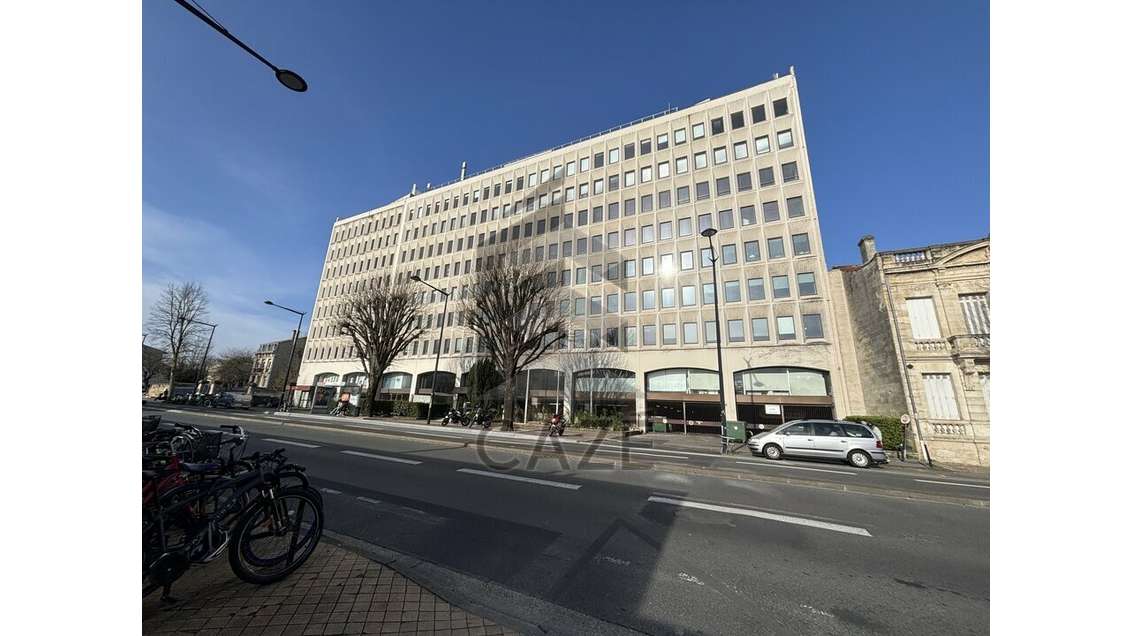 Bureaux de 640m² à louer Bordeaux boulevard Wilson