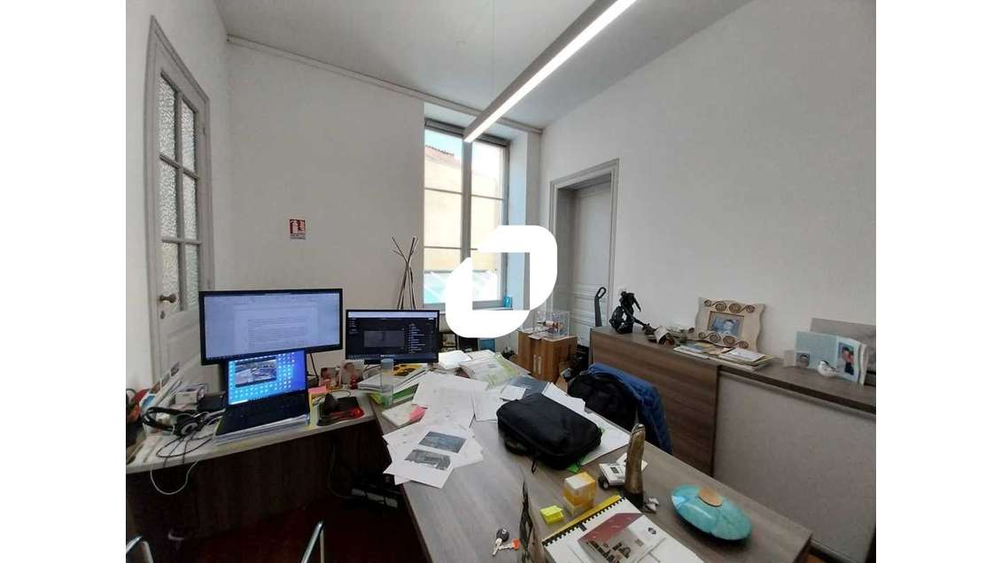 A louer Bureaux 113m² Bordeaux