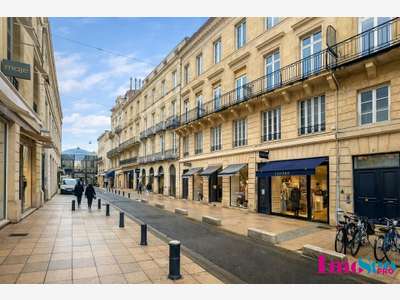 Bureaux 50m² R+1 à louer Triangle d'or de Bordeaux