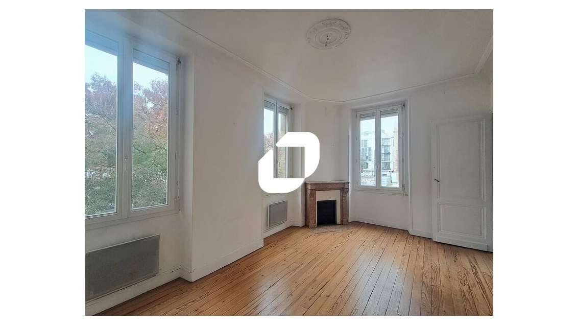 A louer Bureaux 70m² Bordeaux