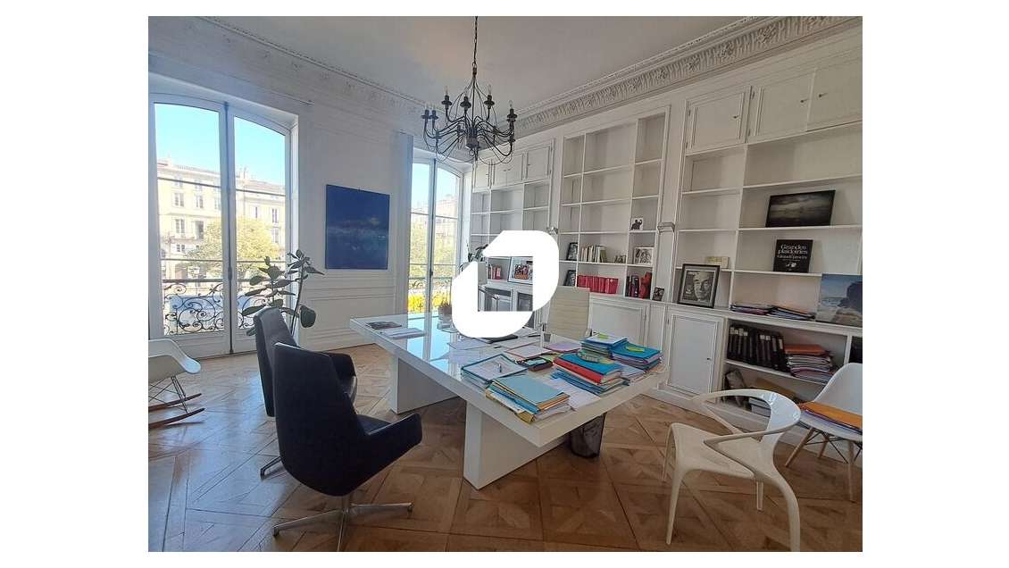 A louer Bureaux 137m² Bordeaux