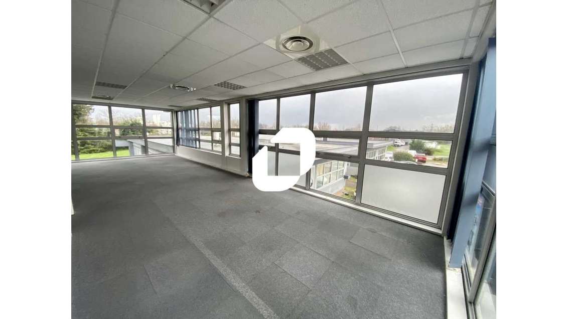 A louer Bureaux 90m² Bordeaux