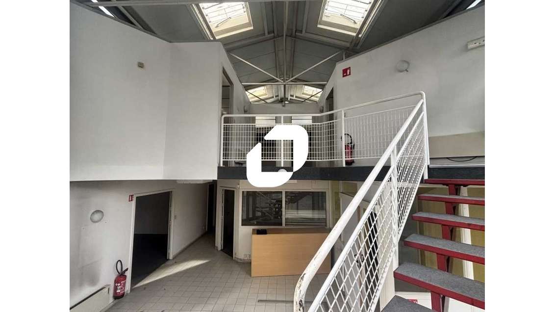 A louer Bureaux 286m² Bordeaux