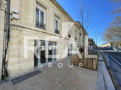 A louer bureaux de 76m² avenue Thiers à Bordeaux