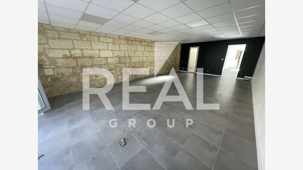 A louer bureaux de 76m² avenue Thiers à Bordeaux