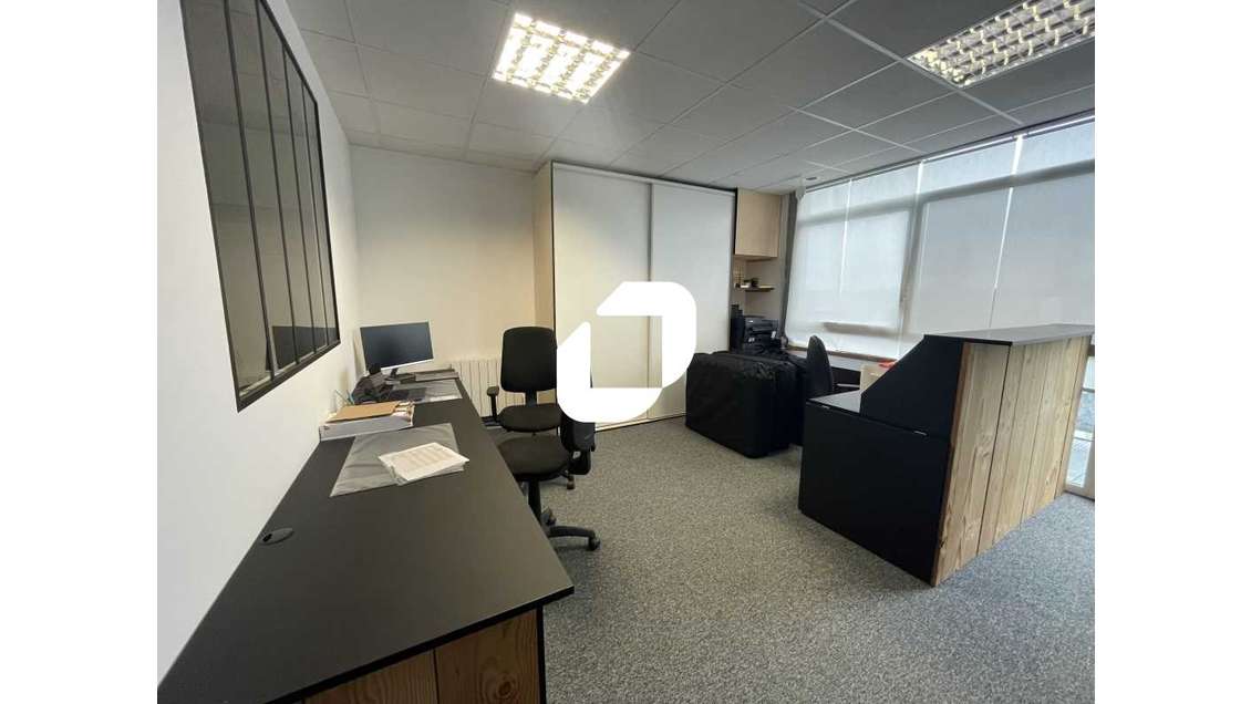 A louer Bureaux 467m² Bordeaux