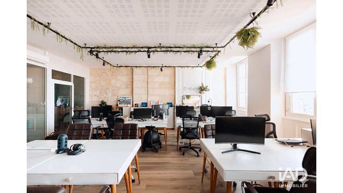 Bureau à Bordeaux