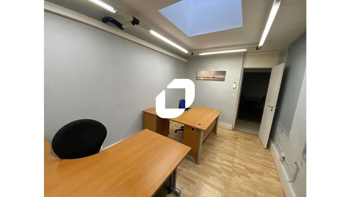 A louer Bureaux 17m² Bordeaux