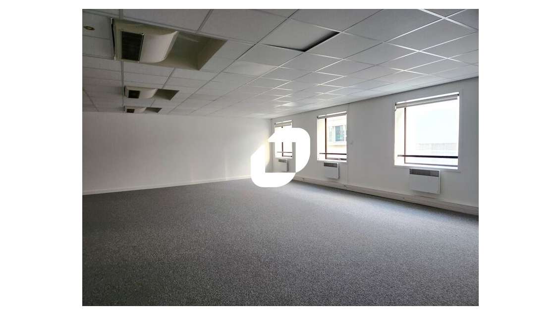 A louer Bureaux 158m² Bordeaux