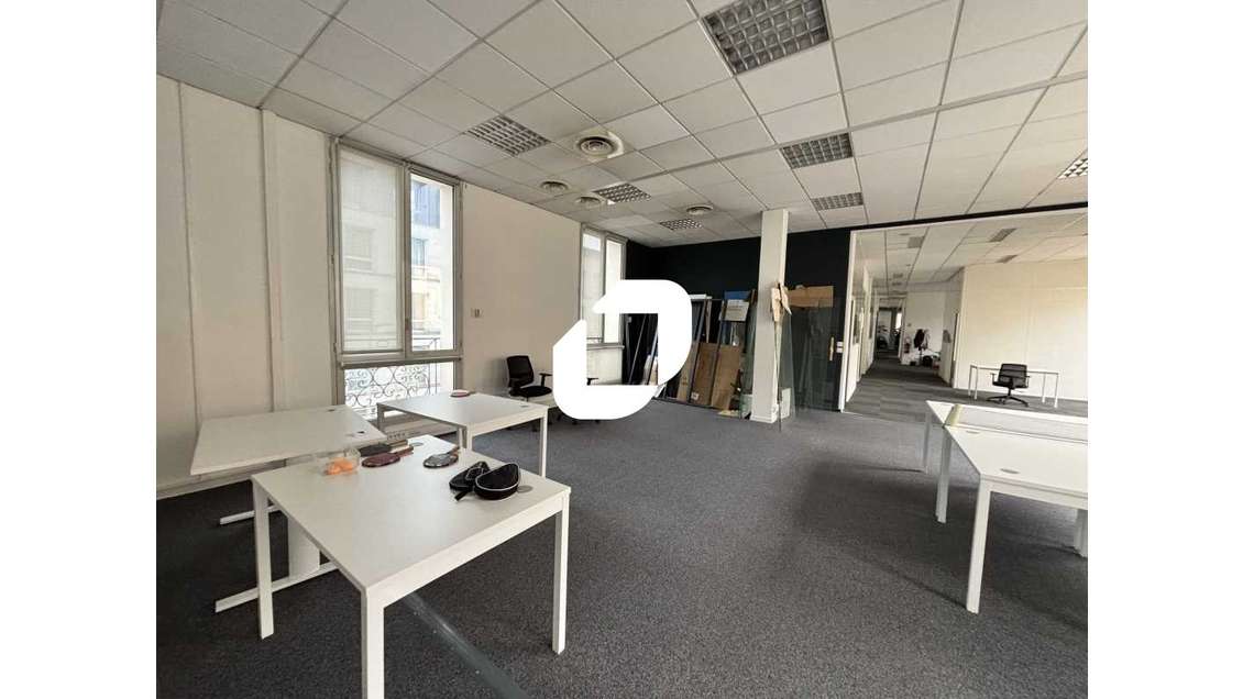 A louer Bureaux 551m² Bordeaux