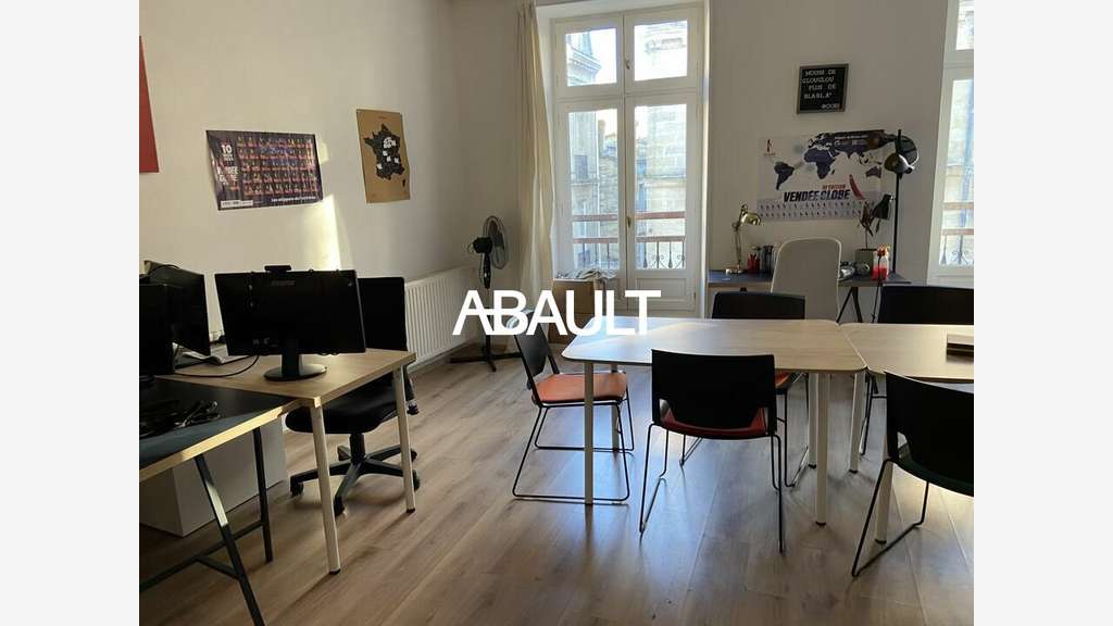 Bureaux de 100m² à louer à Bordeaux centre