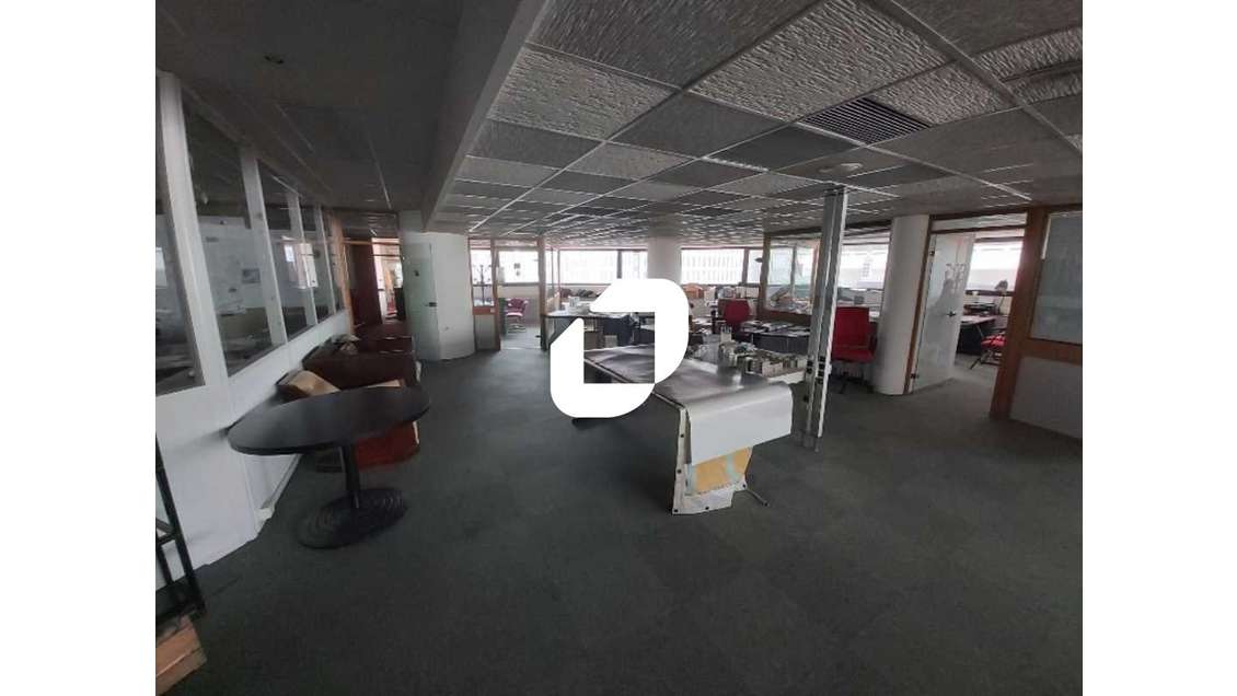 A louer Bureaux 293m² Bordeaux