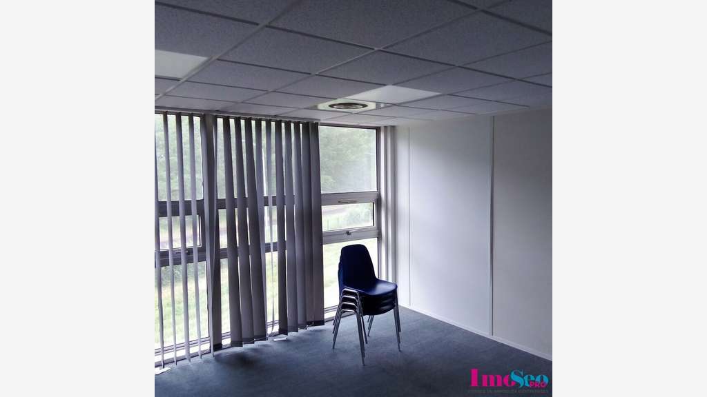 Bureaux 90m² R+1 à louer sortie N°4 Bordeaux Nord