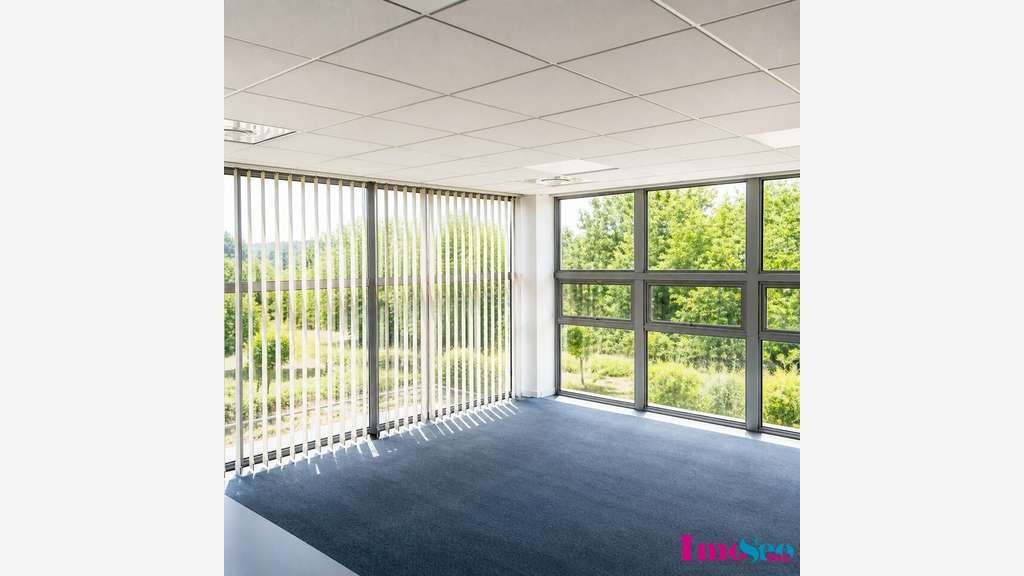 Bureaux 90m² R+1 à louer sortie N°4 Bordeaux Nord