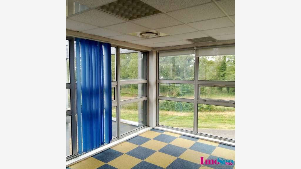 Bureaux 240m² R+1 à louer sortie N°4 Bordeaux Nord
