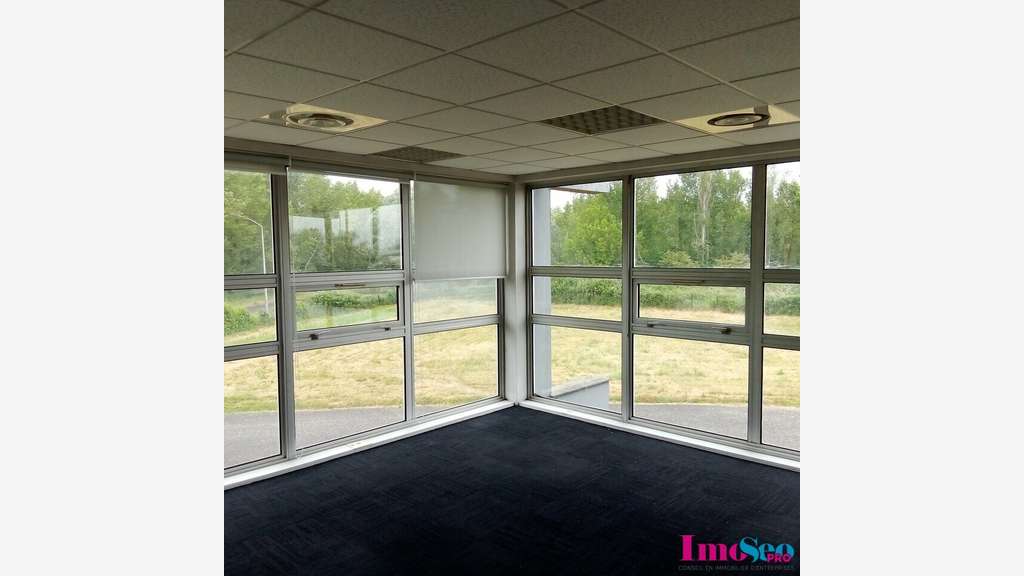 Bureaux 240m² R+1 à louer sortie N°4 Bordeaux Nord