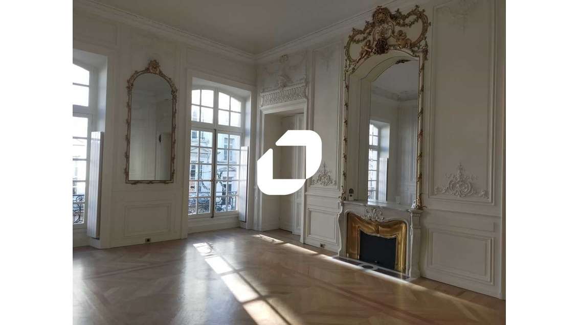 A louer Bureaux 518m² Bordeaux