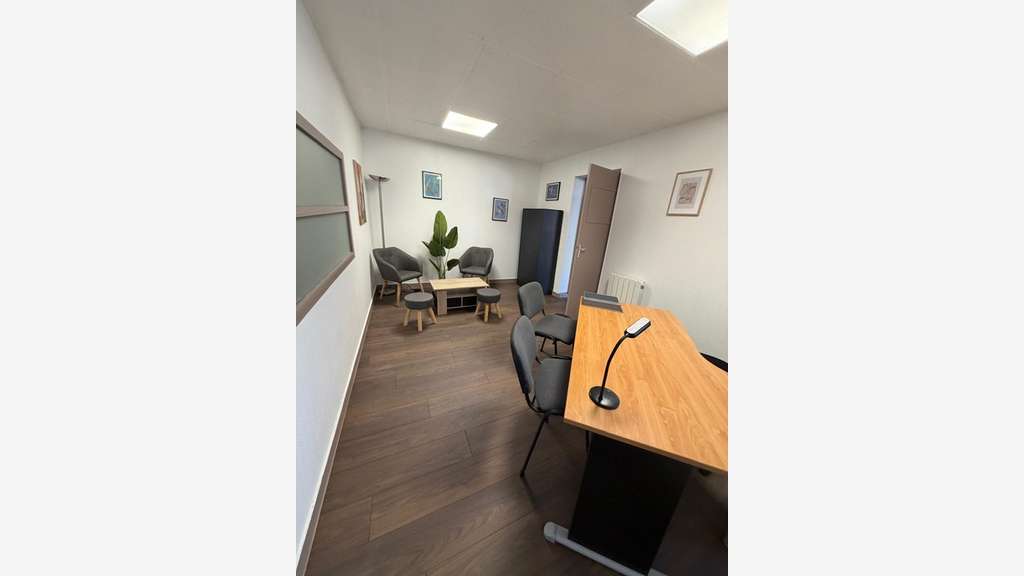 Loue bureaux meublés équipés 50m² Bordeaux centre